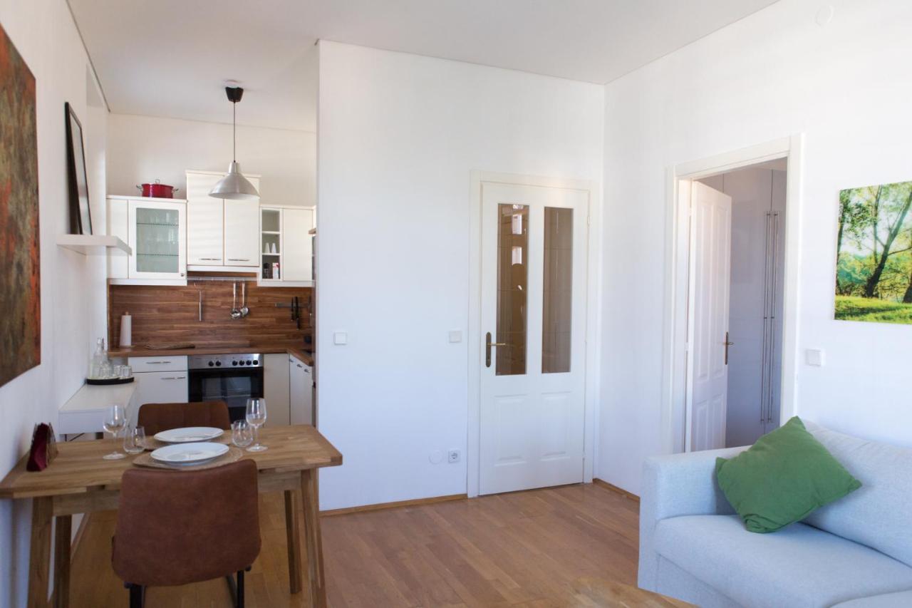 Pleasant City Apartment Graz Buitenkant foto